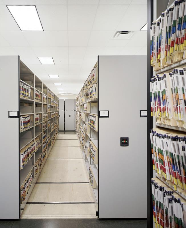 powered mobile shelving 4