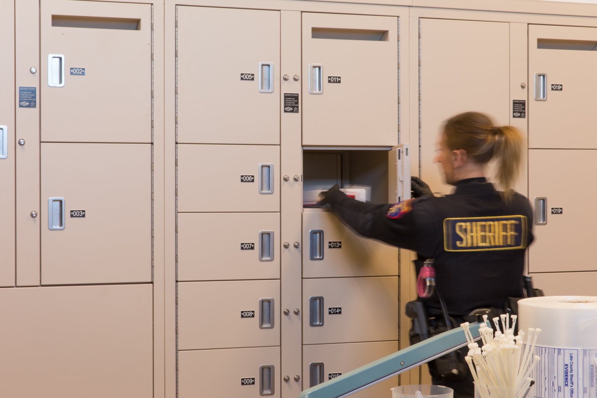 Labeled evidence is secure in Pass through lockers