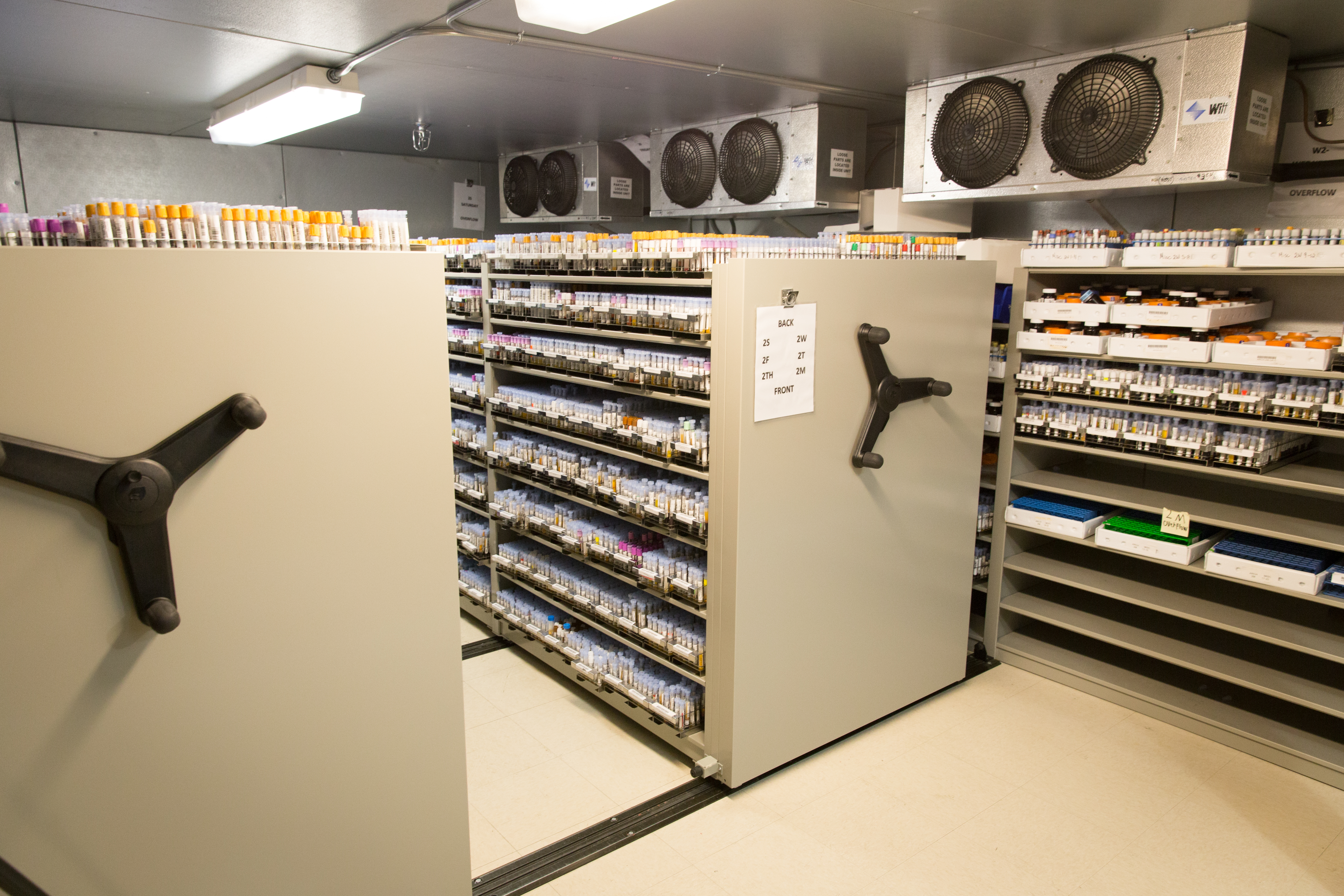 compact cold storage spacesaver rails