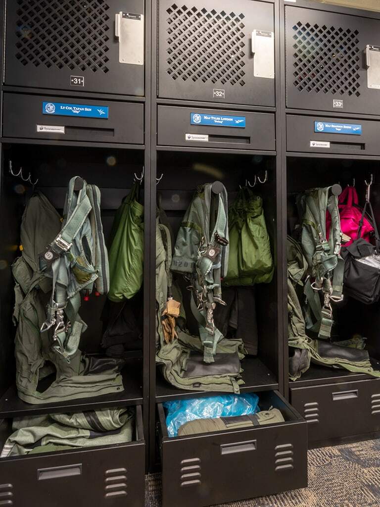 Custom Fighter Pilot Gear Lockers