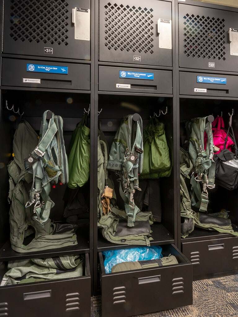 Custom Fighter Pilot Gear Lockers