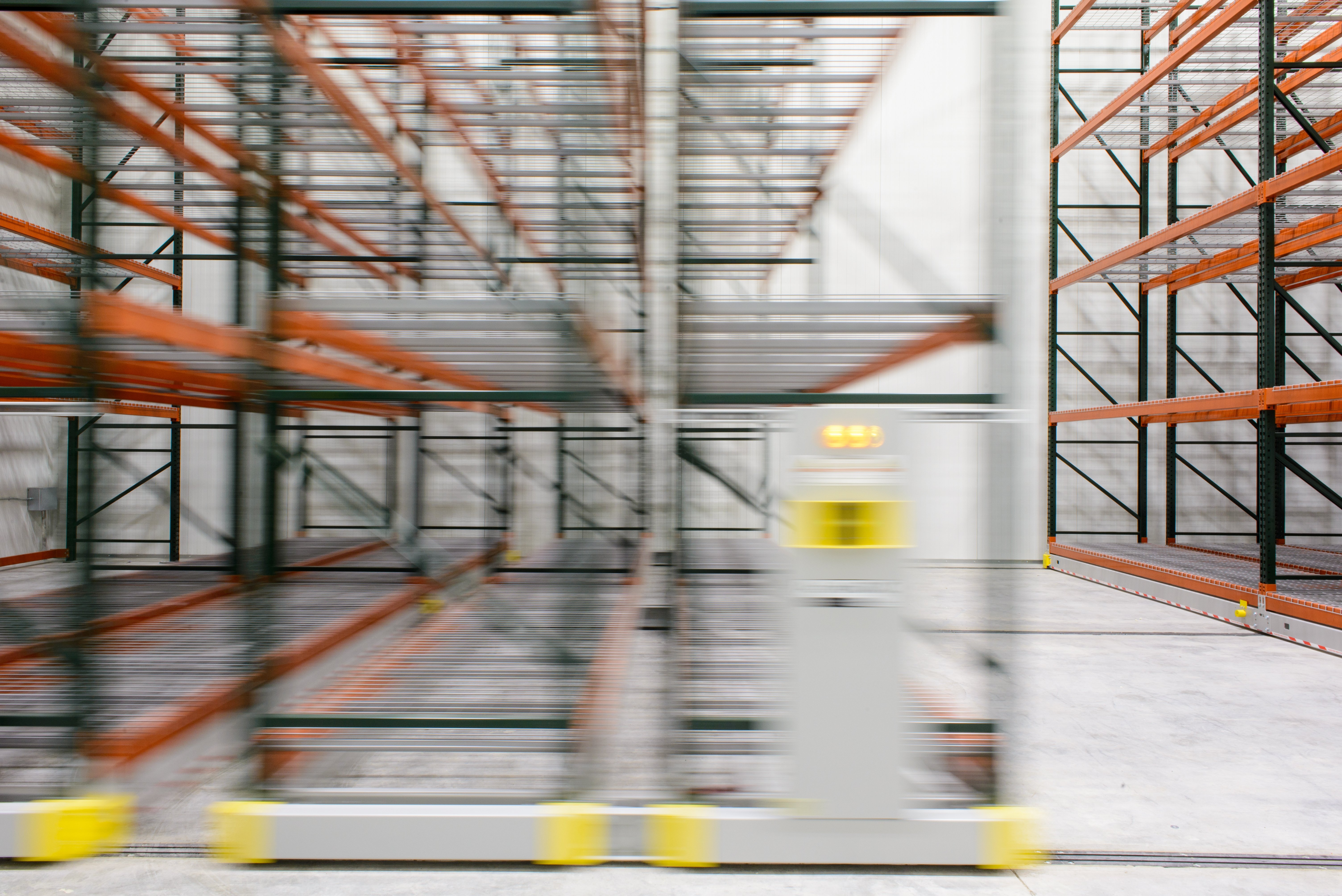 Cold Storage Heavy-duty Mobile Racking System Spacesaver