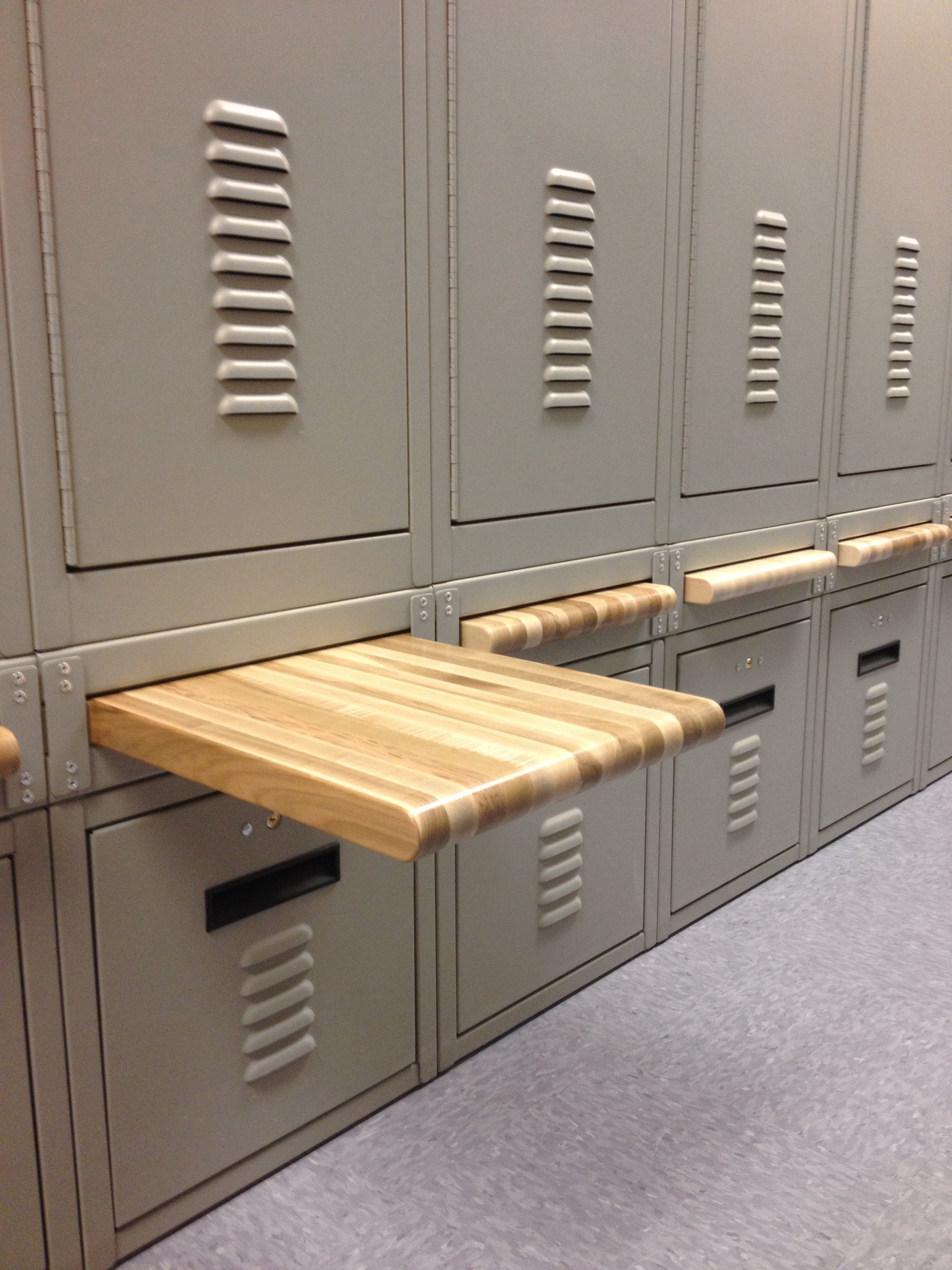 Pull-out Locker Bench
