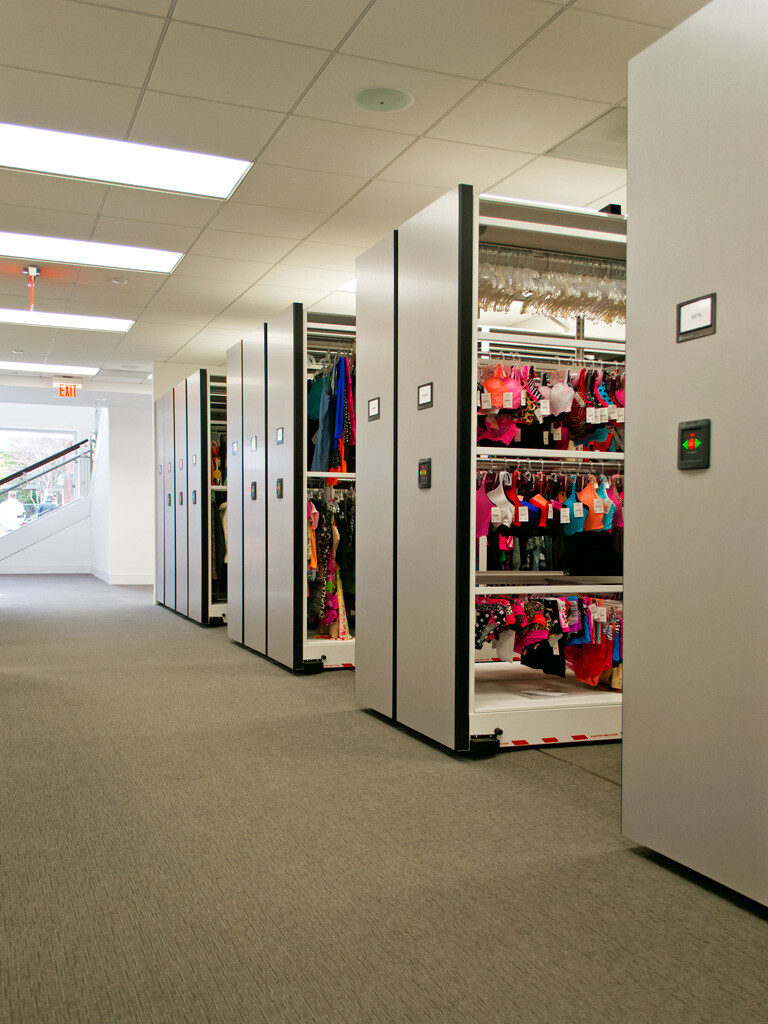 Apparel Storage in Eclipse Powered Mobile
