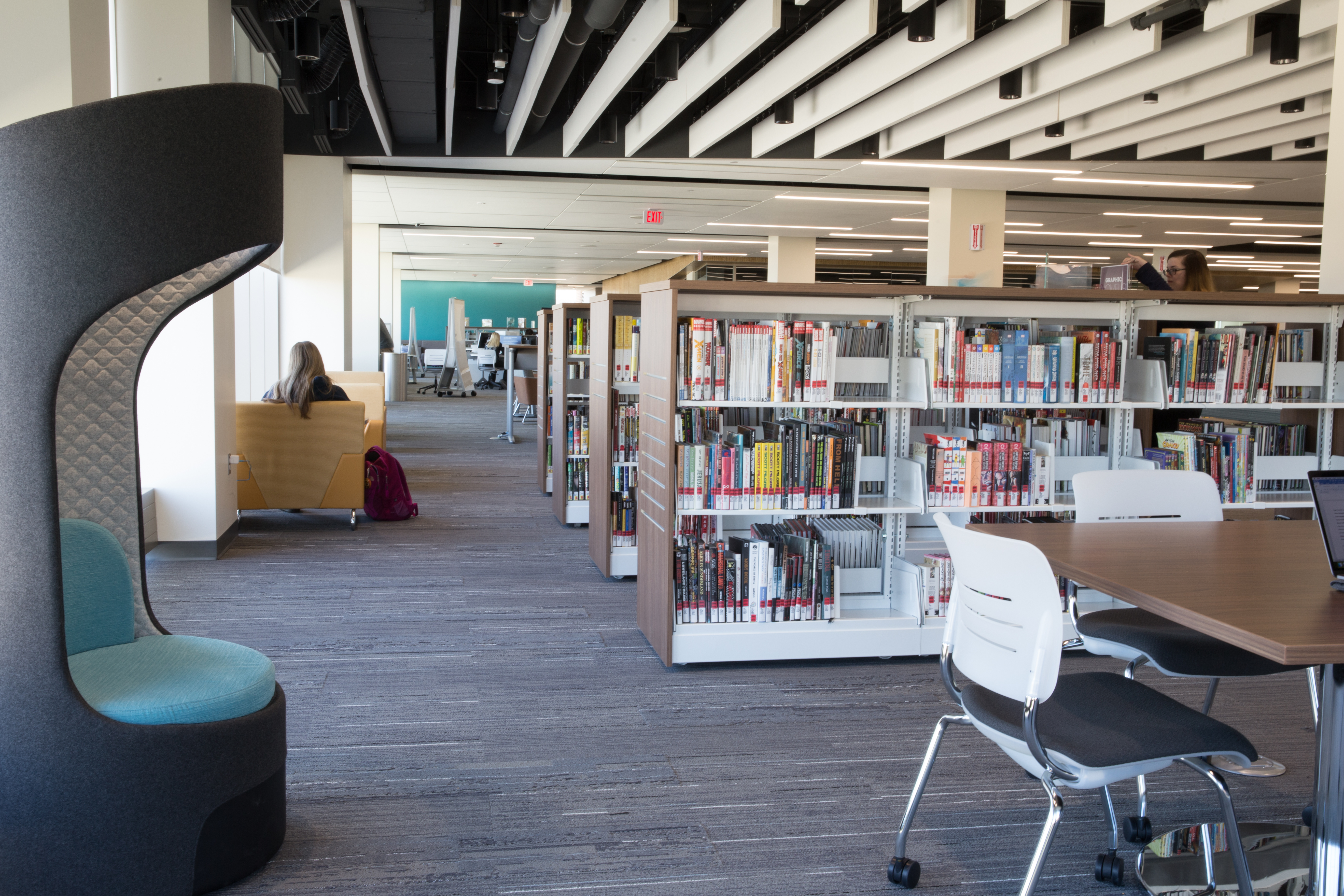 Cantilever Library Flexible Shelving